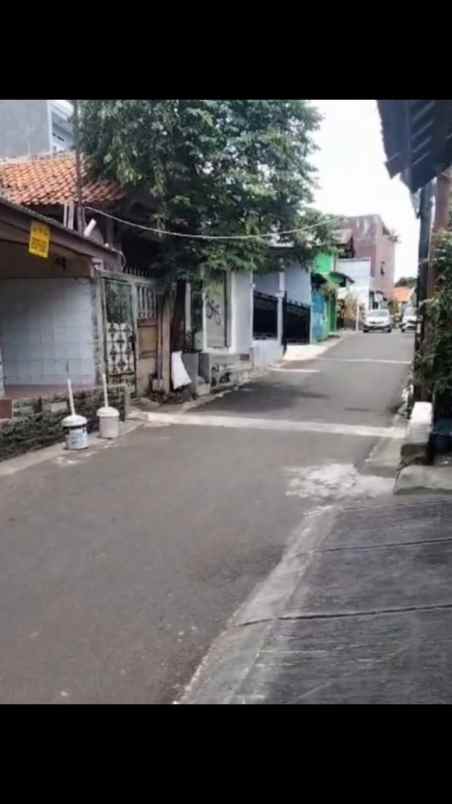 dijual rumah jln pancoran barat