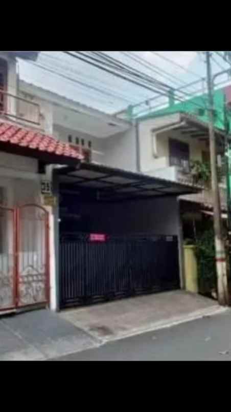 dijual rumah jln pancoran barat