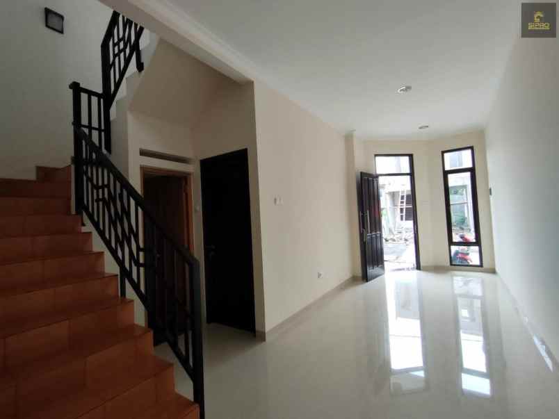 dijual rumah jln salak oamupang