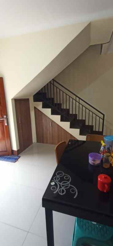 dijual rumah jln tirtakencana 2 kel