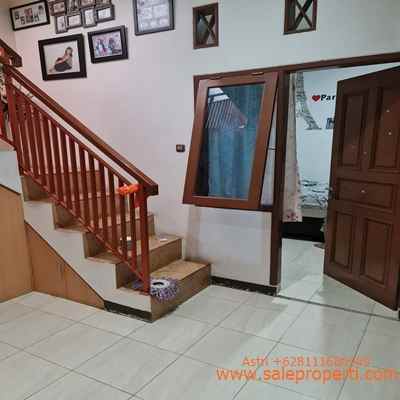 dijual rumah joglo kembangan