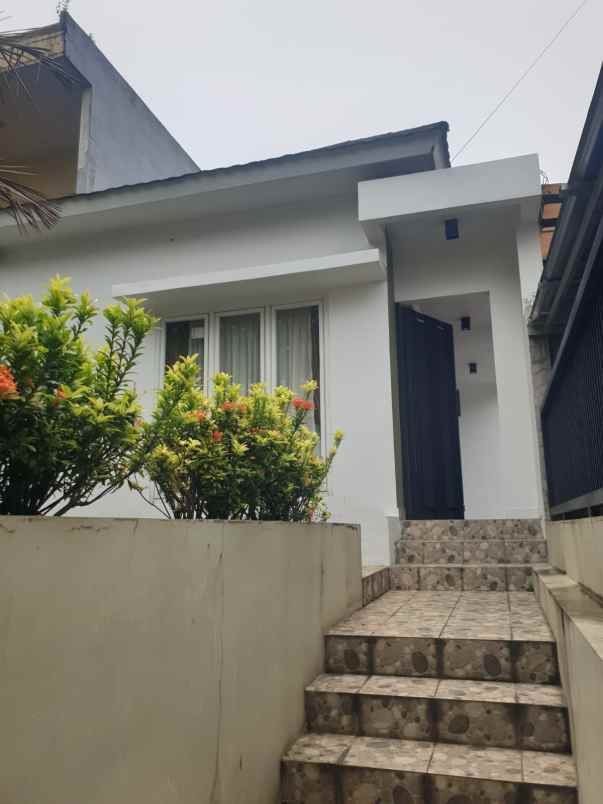 dijual rumah jual rumah mewah siap huni