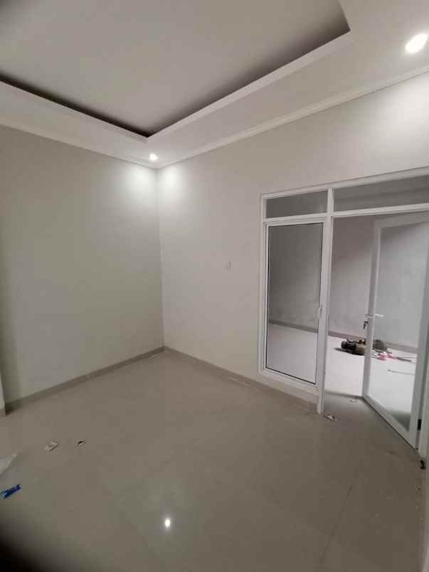 dijual rumah kalibaru cilodong depok