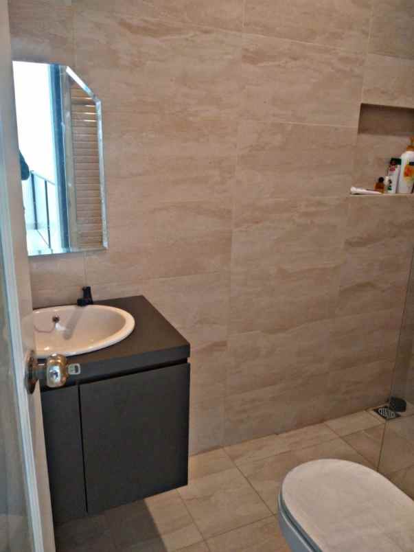 dijual rumah kalibata