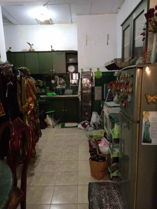 dijual rumah kalibata selatan