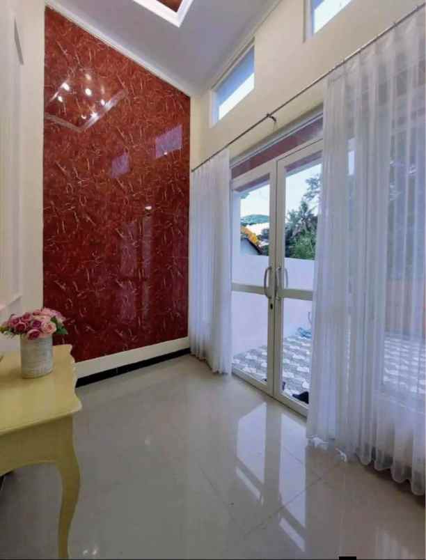 dijual rumah kaliurang km 12 5