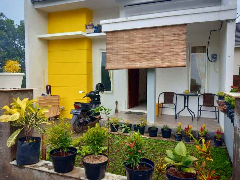 dijual rumah karangploso