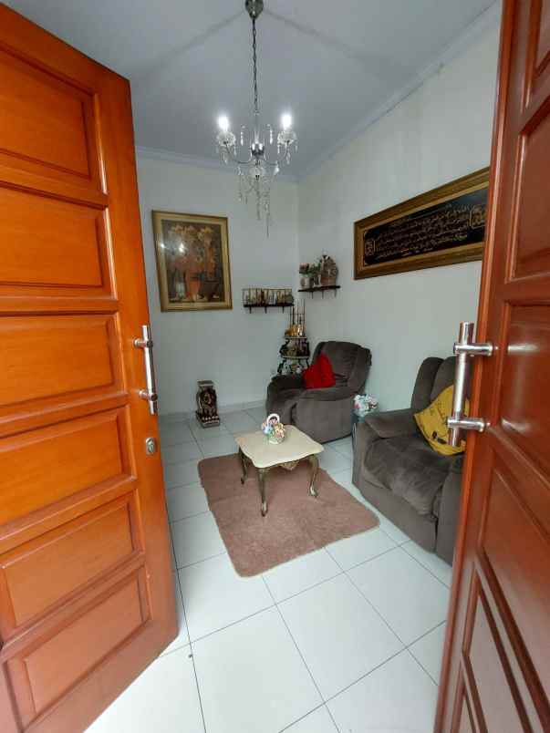 dijual rumah kav ptb dki jalan sabut 1a