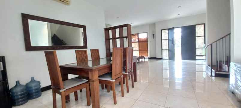 dijual rumah kebagusan