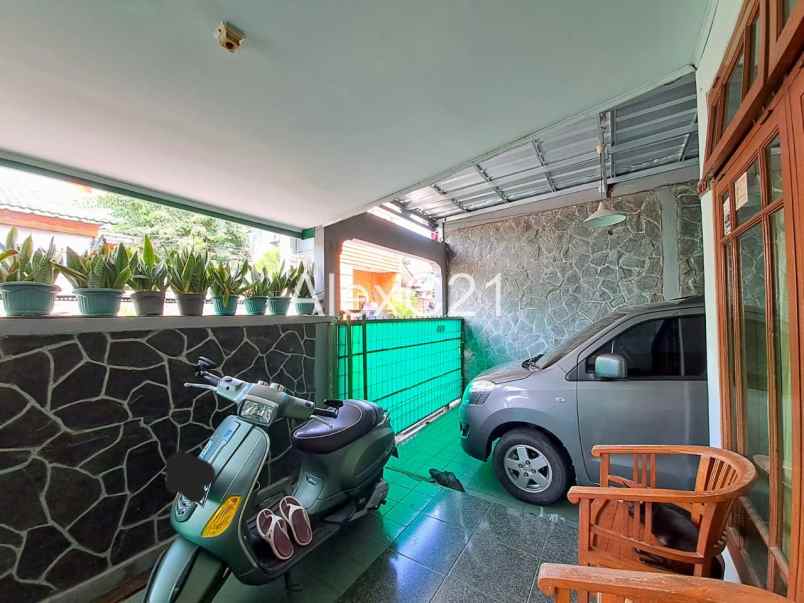 dijual rumah kebon jeruk