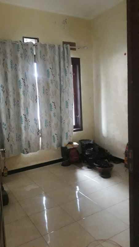 dijual rumah kedungkandang