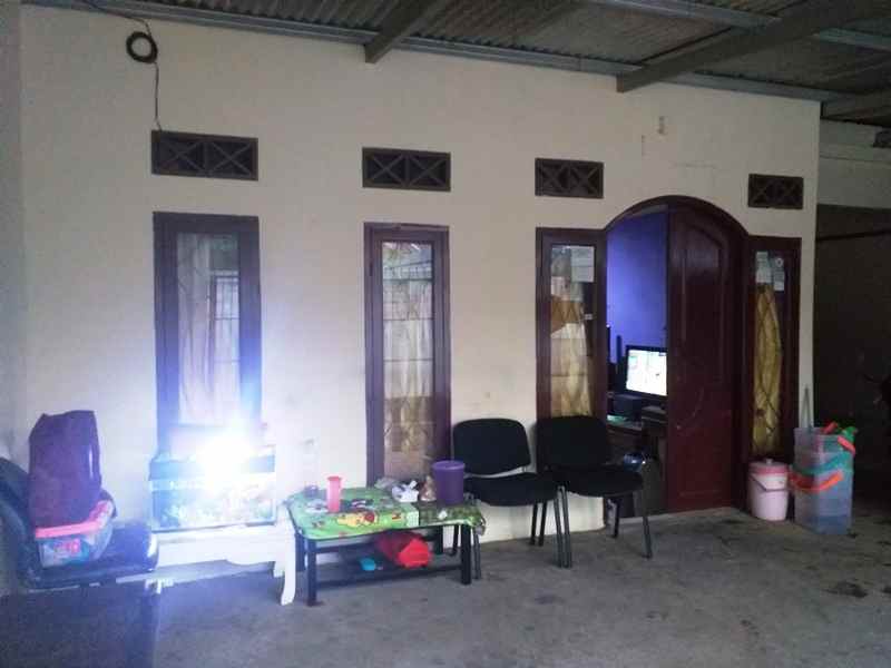 dijual rumah kelapa dua