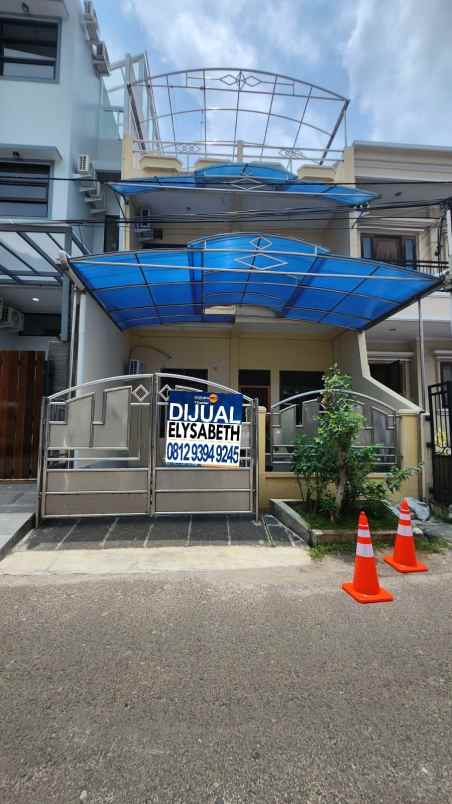 dijual rumah kelapa gading