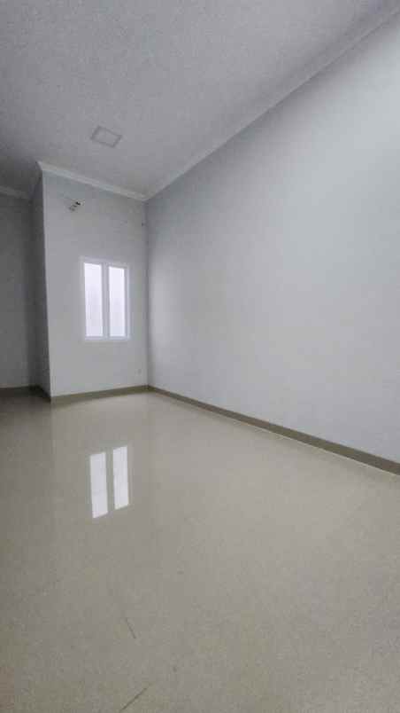 dijual rumah kelapa gading