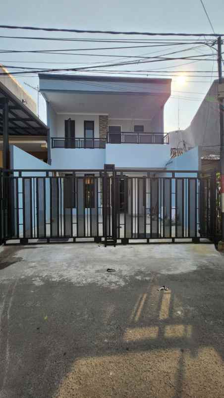 dijual rumah kelapa gading