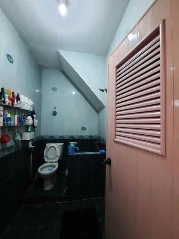 dijual rumah kelapa gading