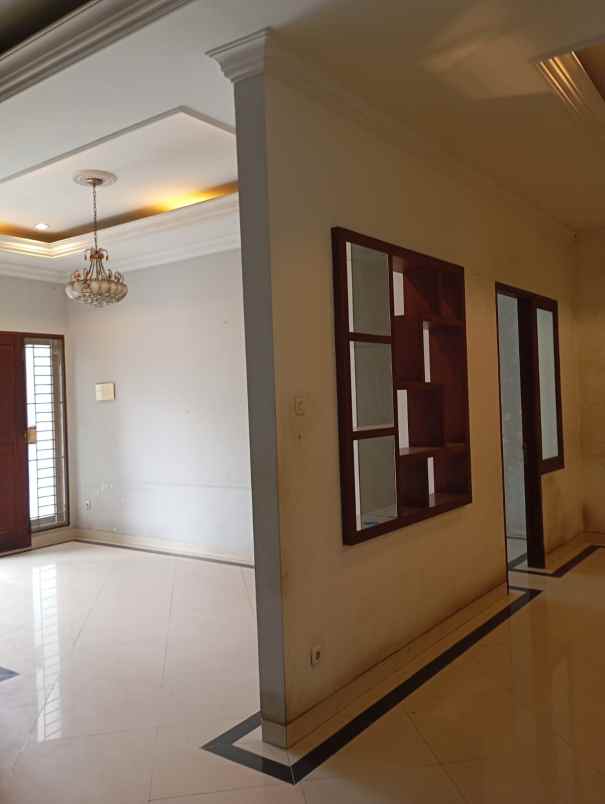 dijual rumah kelapa nias kelapa gading