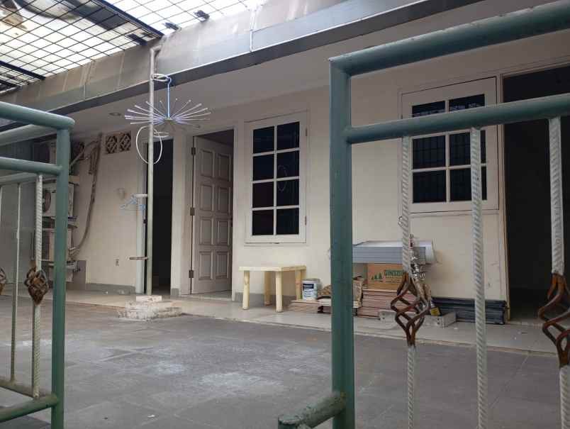 dijual rumah kelapa nias kelapa gading