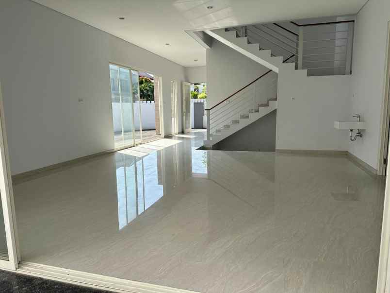 dijual rumah kertajaya indah regency