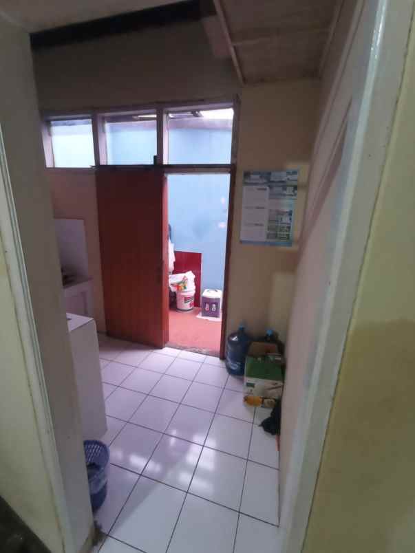 dijual rumah komplek antapani depok