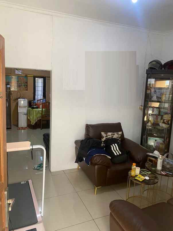 dijual rumah komplek baturaden