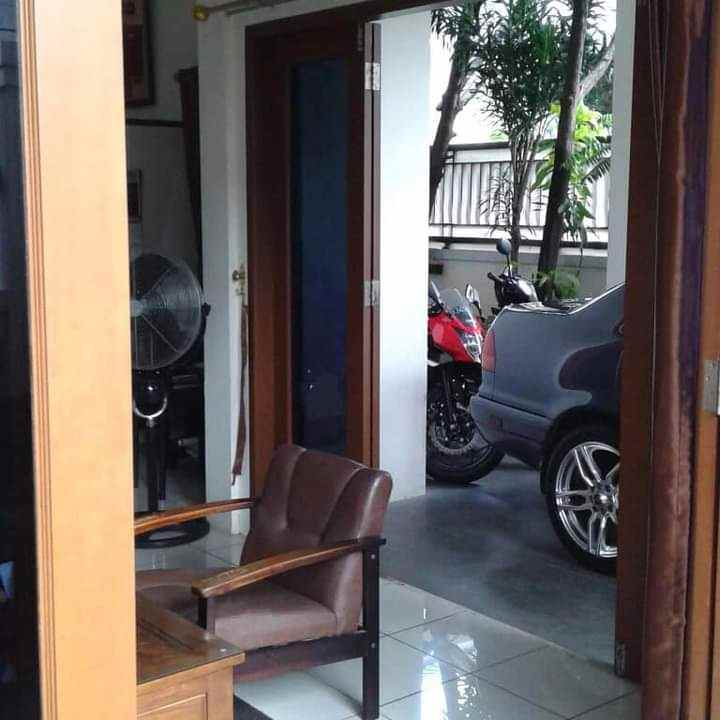 dijual rumah komplek bintang garuda