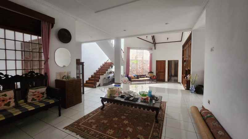 dijual rumah komplek citra green garden