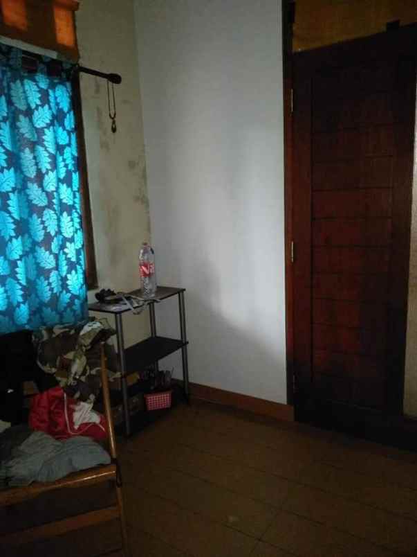 dijual rumah komplek di villa dago tol