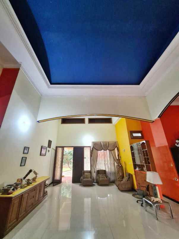 dijual rumah komplek elite jagakarsa