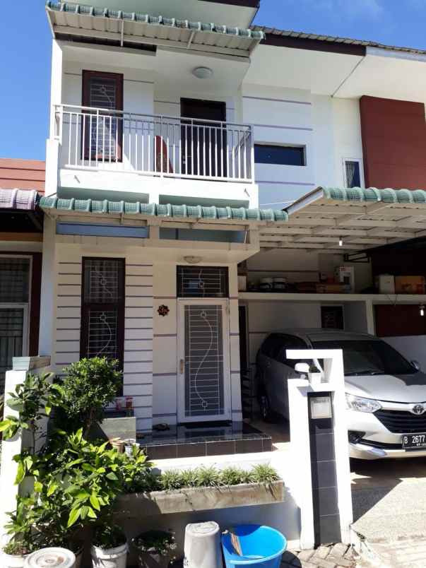 dijual rumah komplek j city metropolis iii