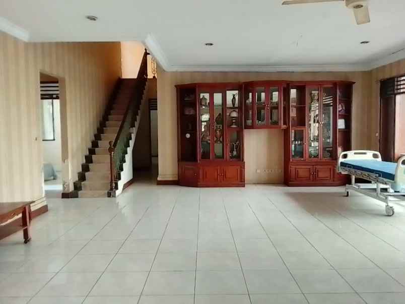 dijual rumah komplek jakapermai bekasi