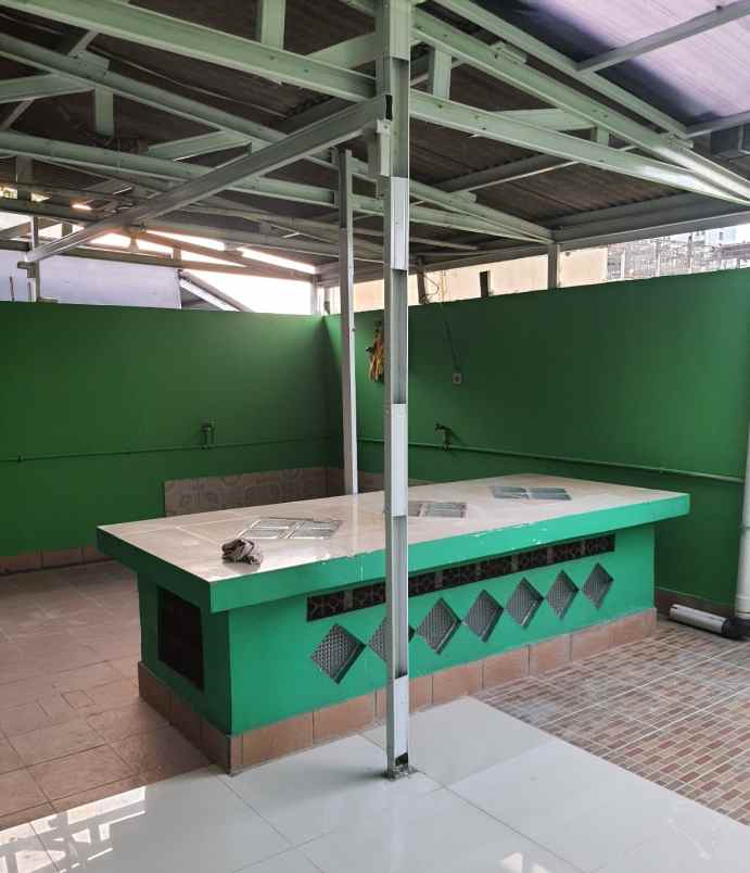 dijual rumah komplek jatinegara indah