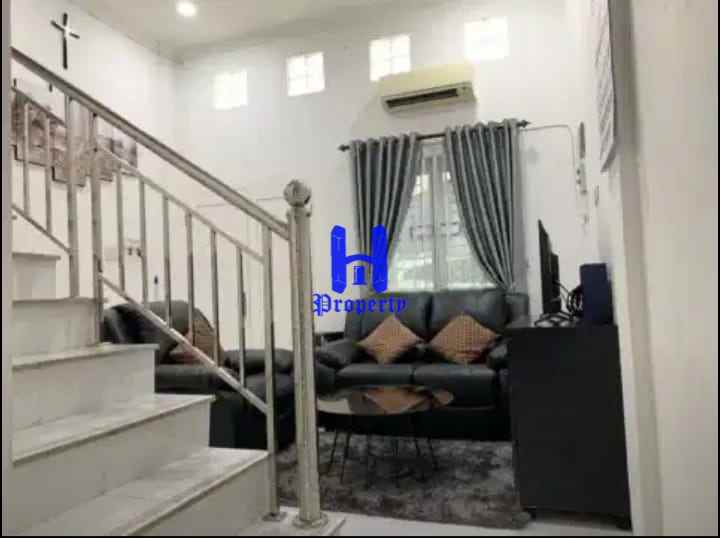 dijual rumah komplek mentari park jalan