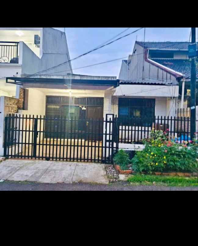 dijual rumah komplek ptb duren sawit