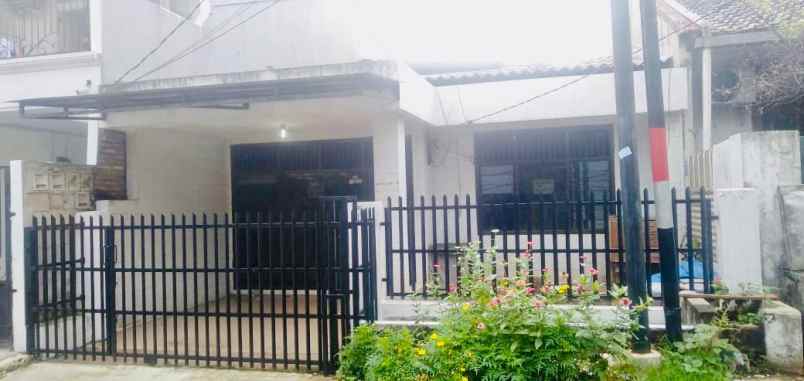 dijual rumah komplek ptb duren sawit