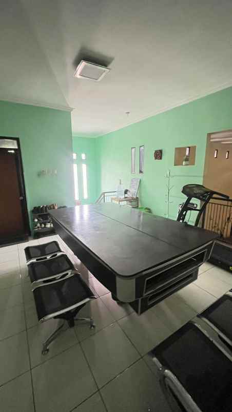 dijual rumah komplek turangga