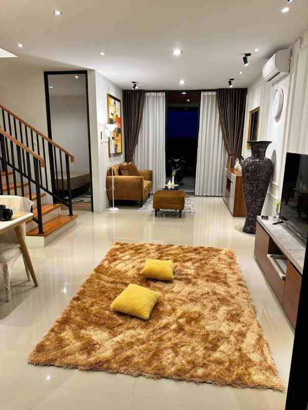 dijual rumah krajan wedomartani