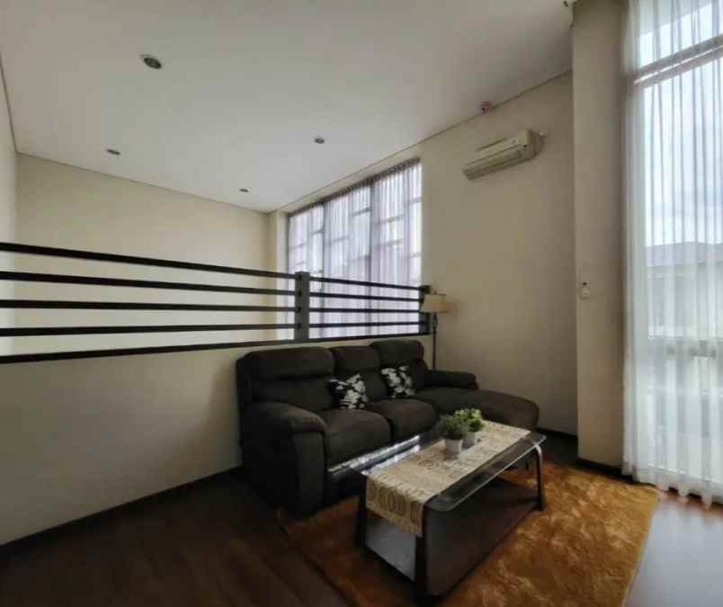 dijual rumah lancewood navapark bsd