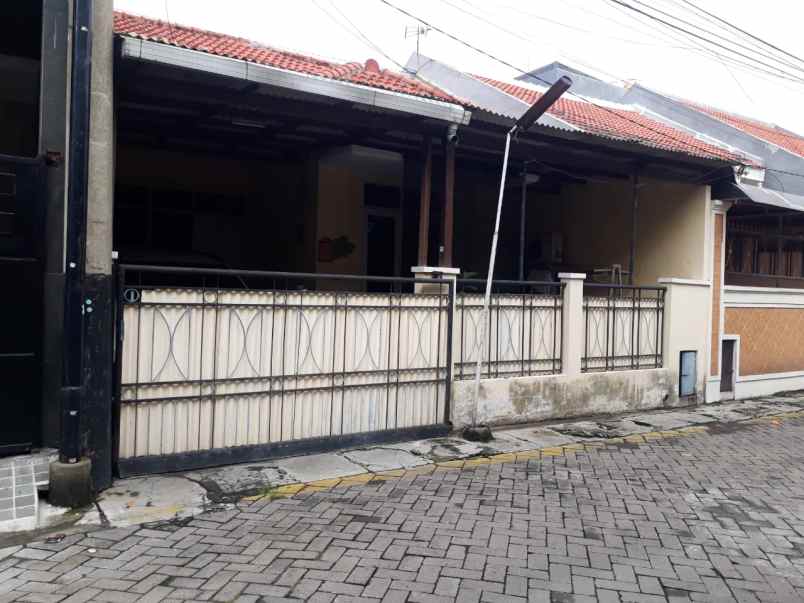 dijual rumah lebak indah baru