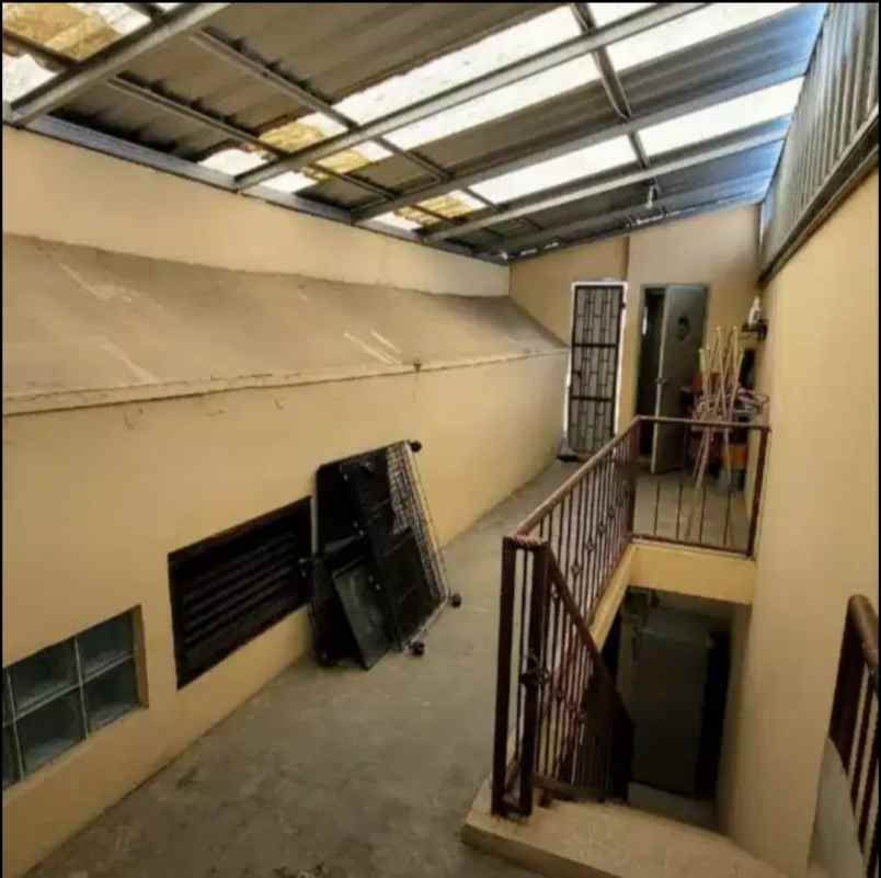 dijual rumah lokasi cengger ayam lowokwaru kota malang