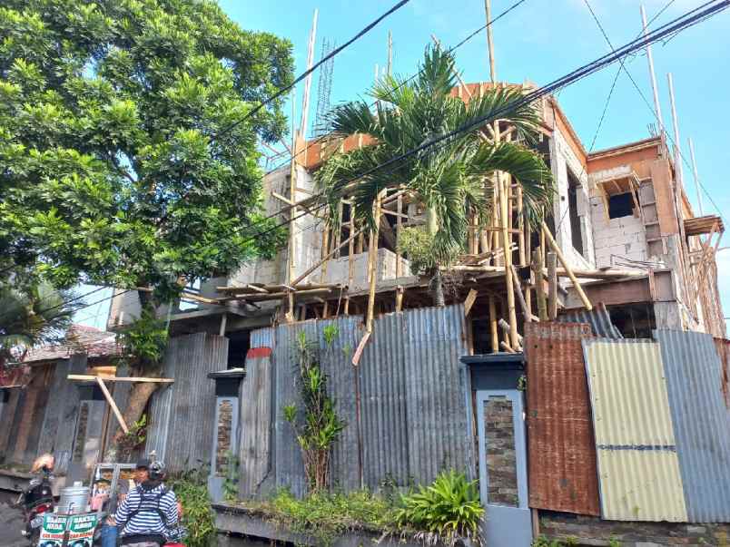 dijual rumah lowokwaru