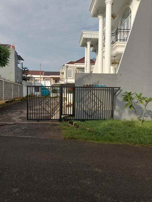 dijual rumah m kahfi 2 jagakarsa