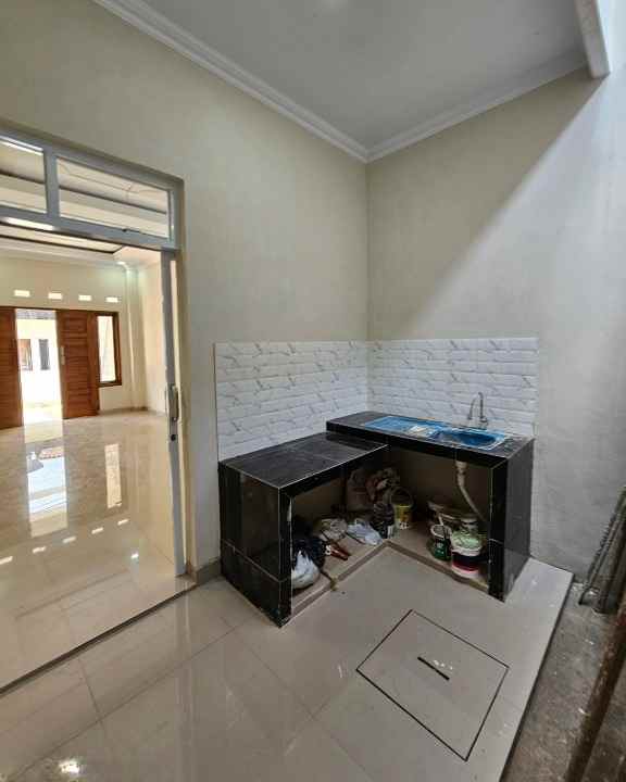 dijual rumah maguwoharjo depok sleman