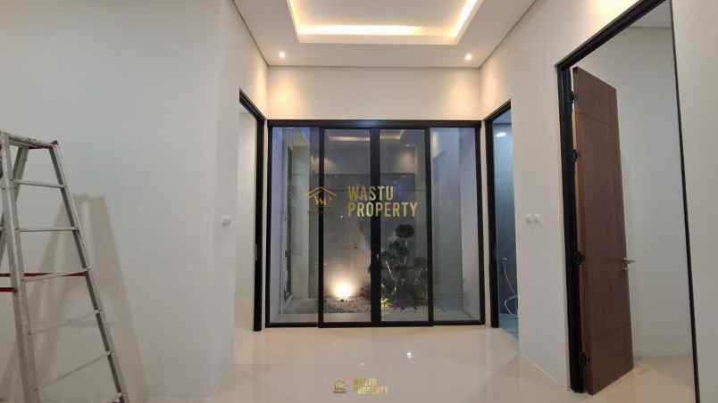 dijual rumah maguwoharjo depok sleman