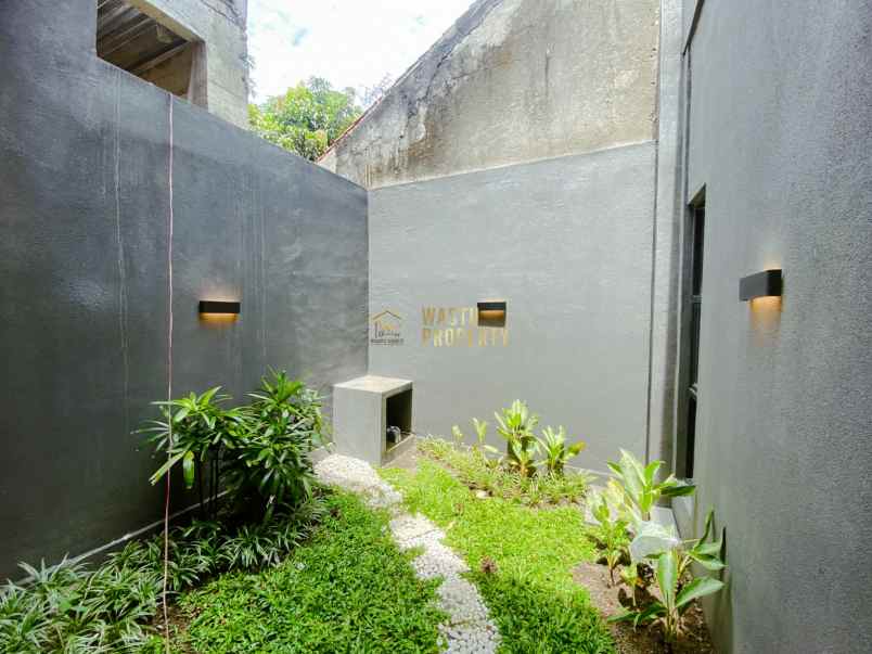 dijual rumah maguwoharjo sleman