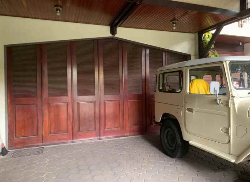 dijual rumah maindroad salendro