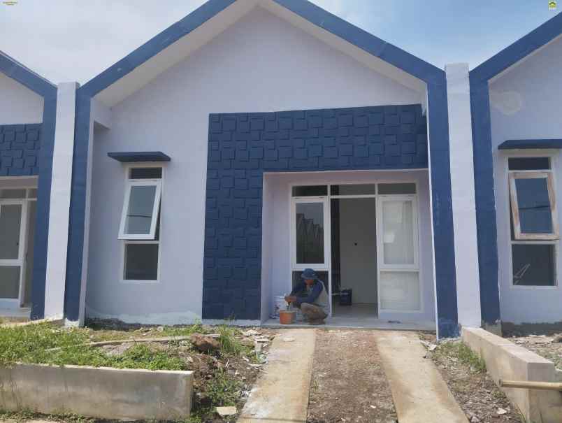 dijual rumah maleber karangtengah