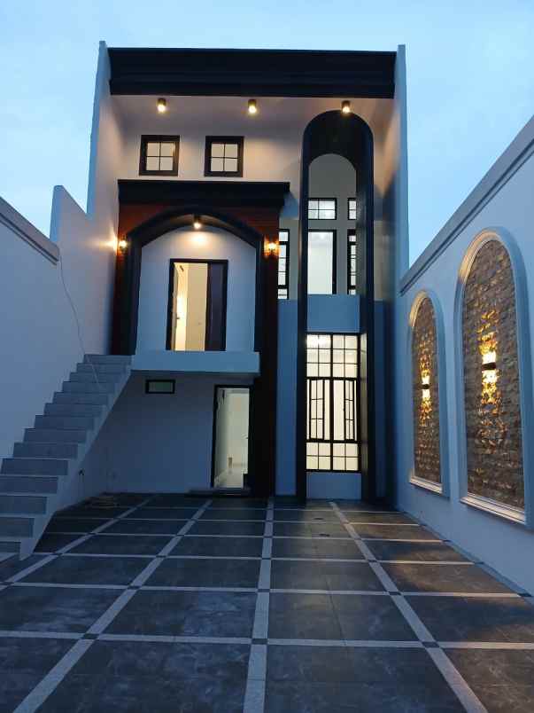 dijual rumah mampang depok