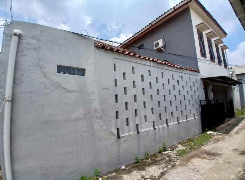 dijual rumah mampang pancoran mas depok