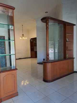 dijual rumah manyar kartika